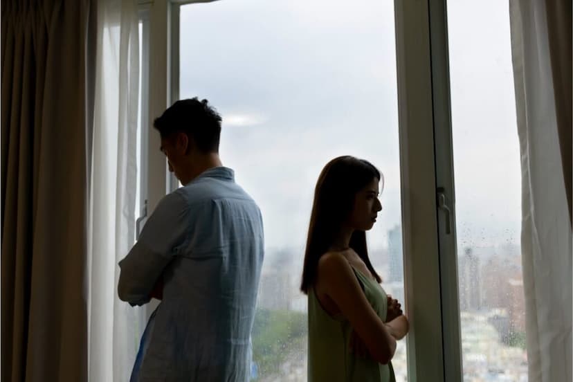 ทรีซั่ม (Threesome) ยังไงให้ปลอดภัย? รวมข้อควรรู้เกี่ยวกับเซ็กซ์หมู่5